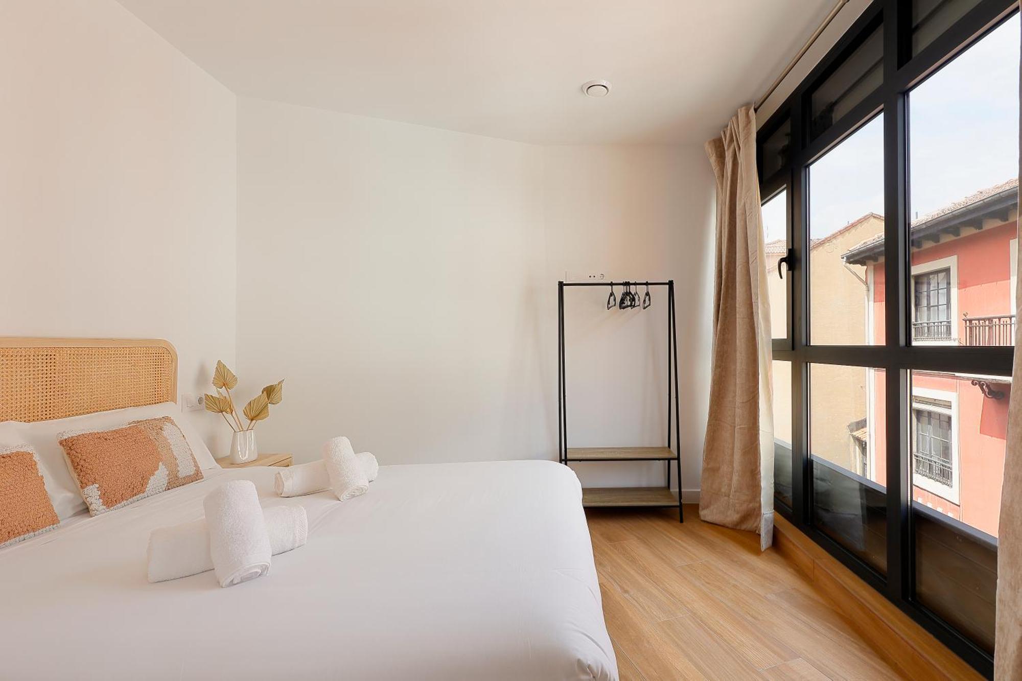 Apartamentos Aptio オビエド エクステリア 写真