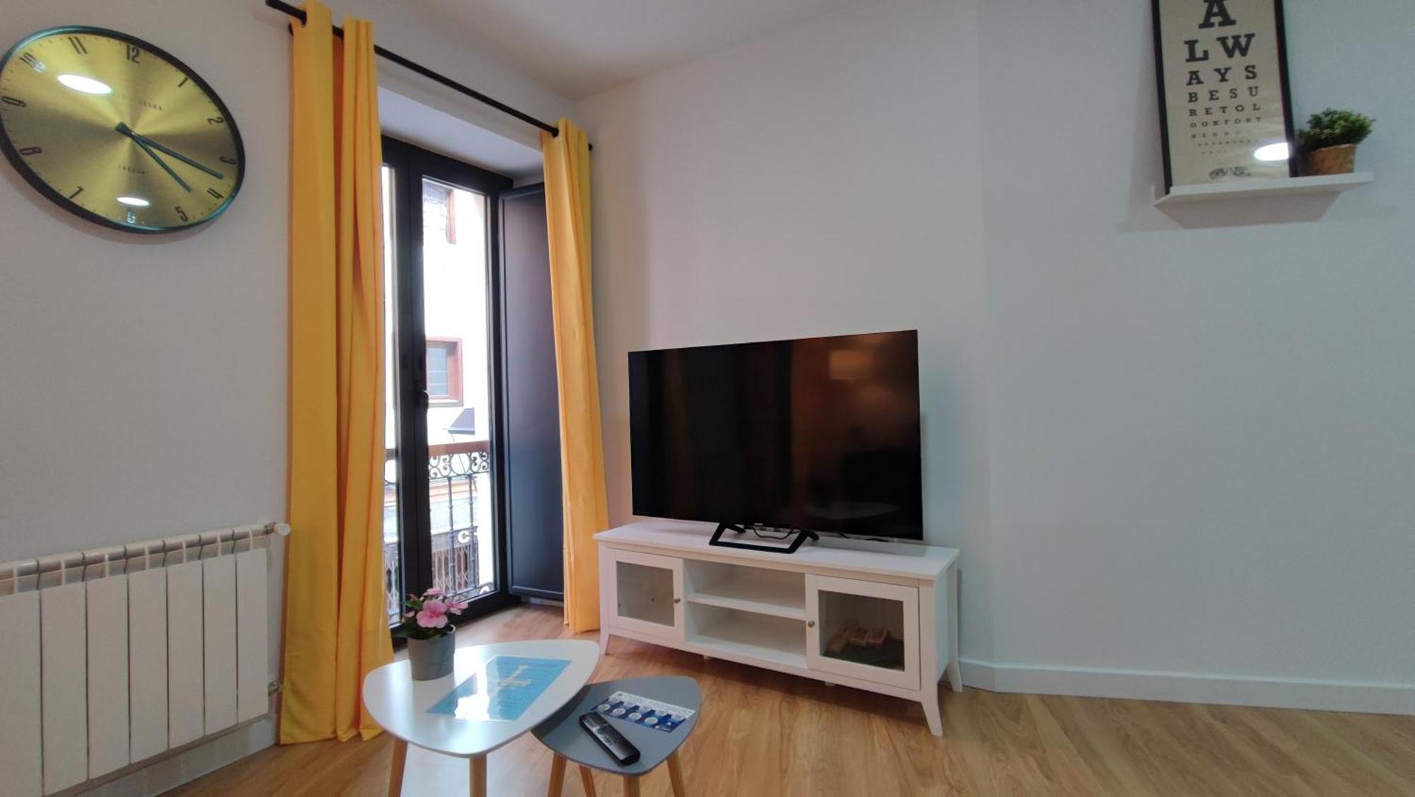 Apartamentos Aptio オビエド エクステリア 写真