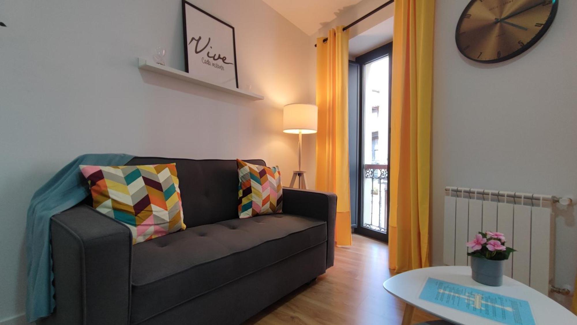 Apartamentos Aptio オビエド エクステリア 写真