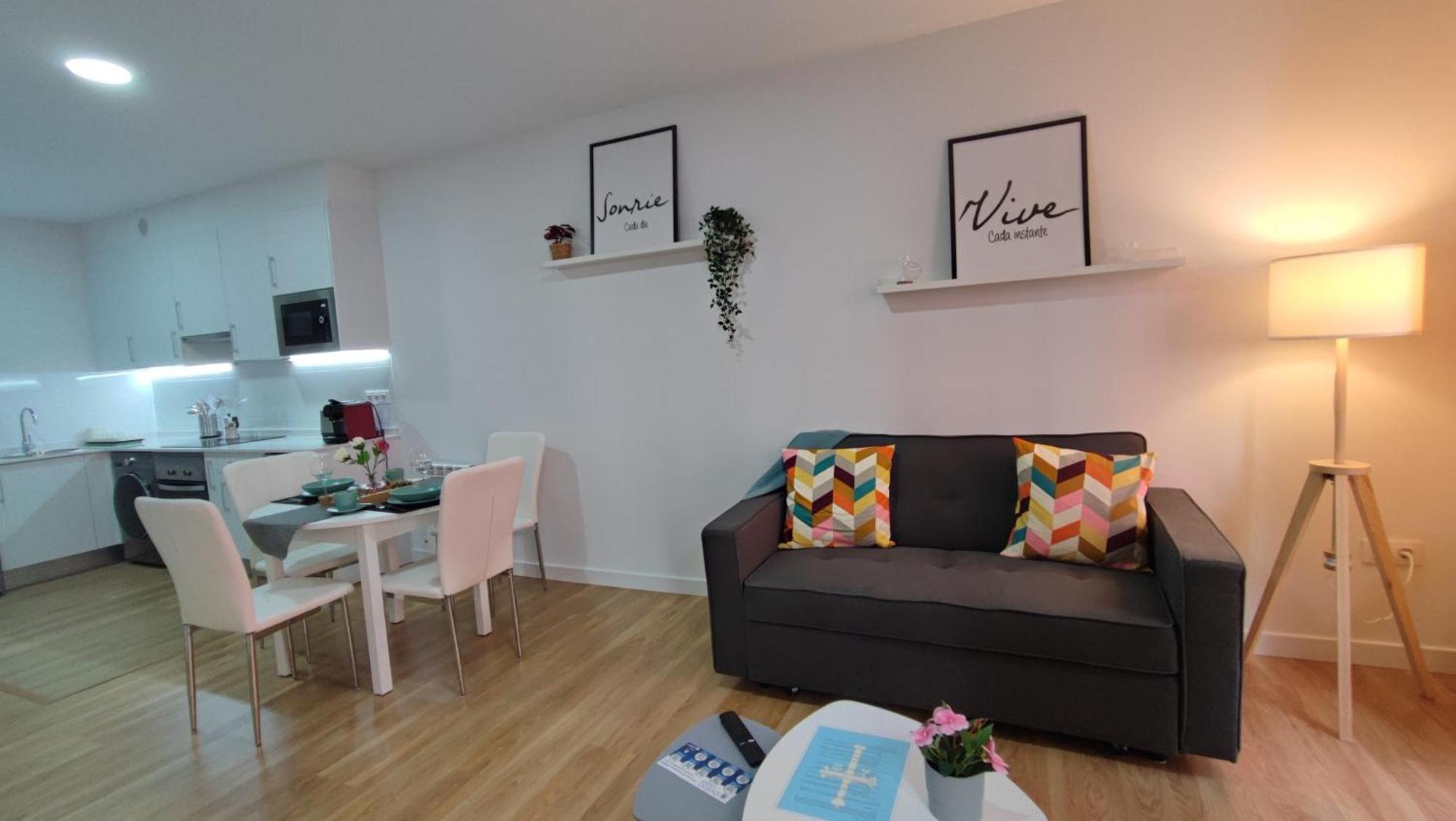 Apartamentos Aptio オビエド エクステリア 写真