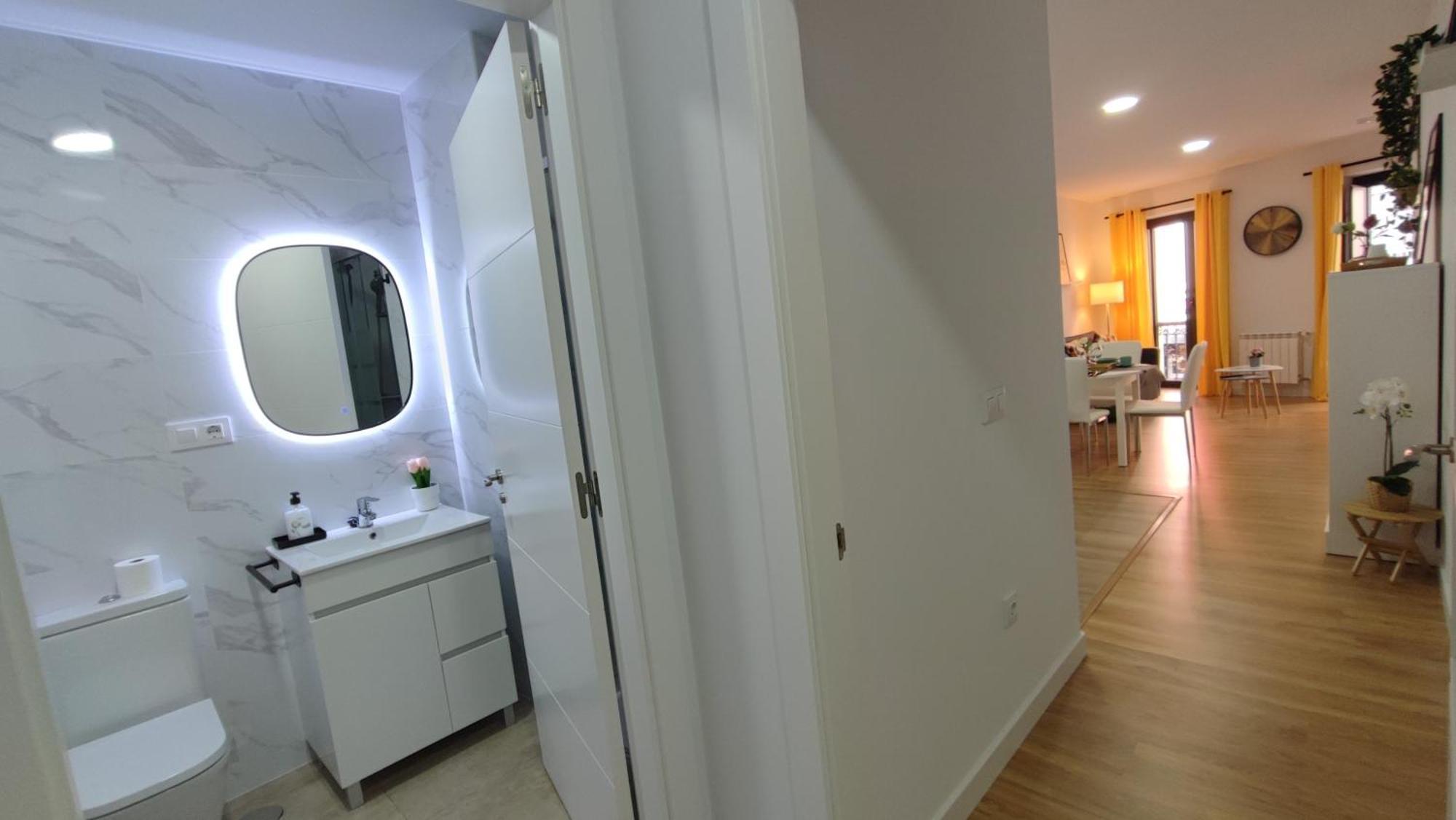 Apartamentos Aptio オビエド エクステリア 写真