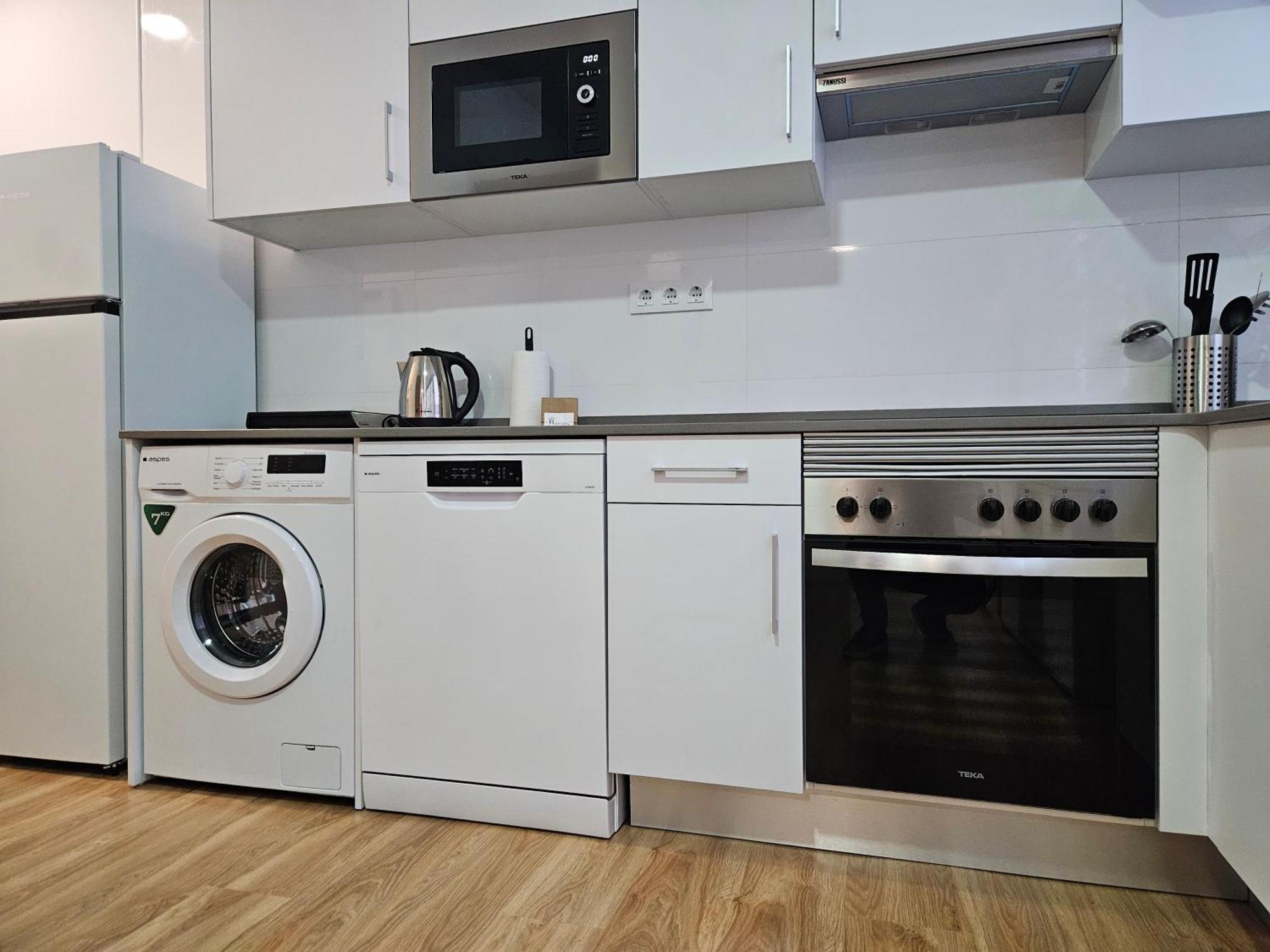 Apartamentos Aptio オビエド エクステリア 写真
