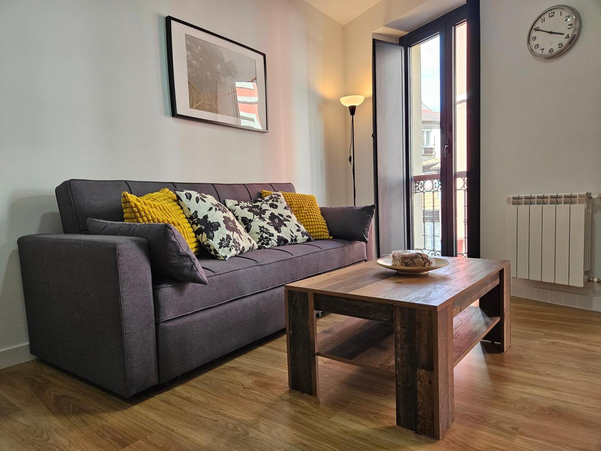 Apartamentos Aptio オビエド エクステリア 写真