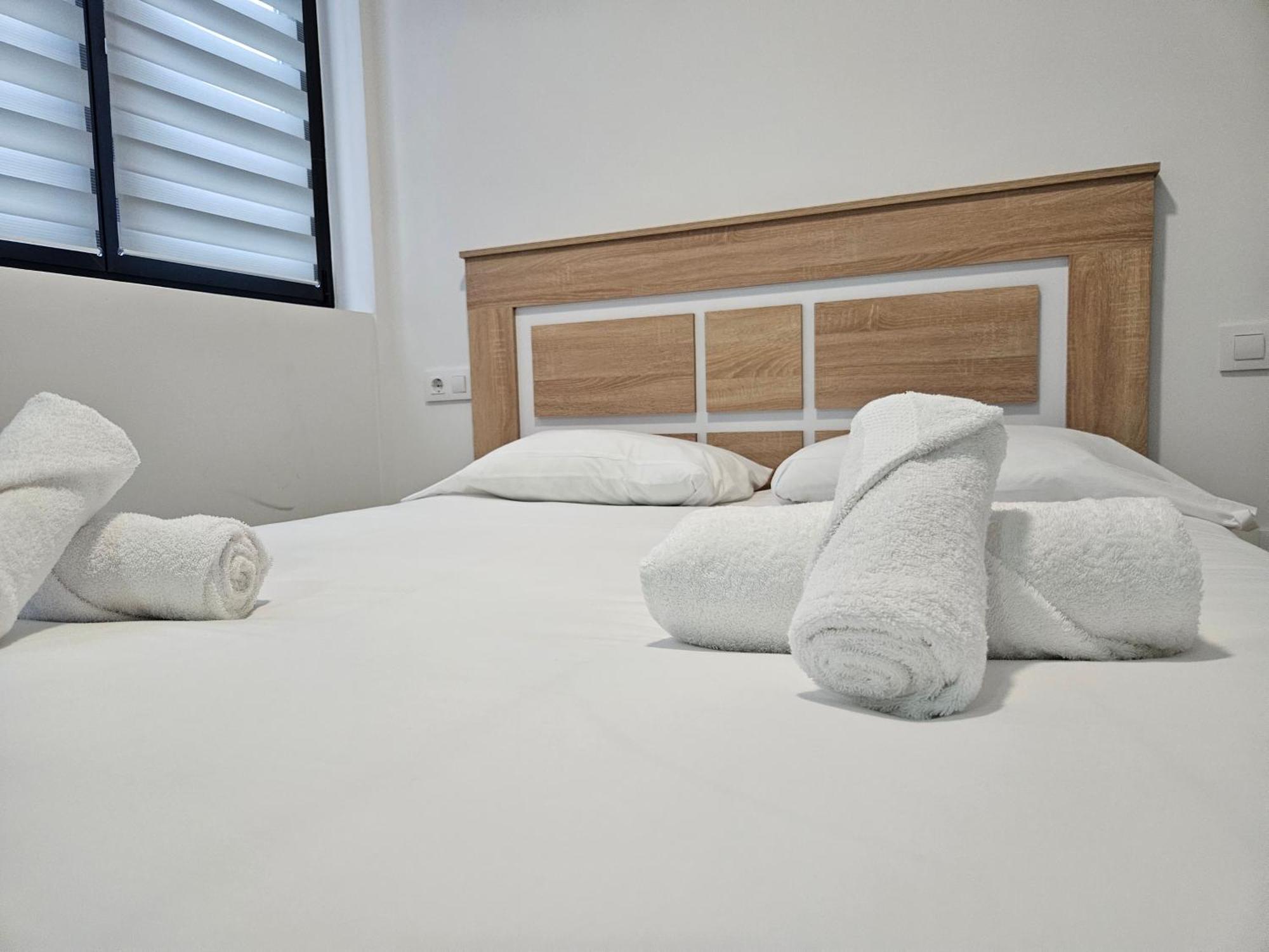 Apartamentos Aptio オビエド エクステリア 写真