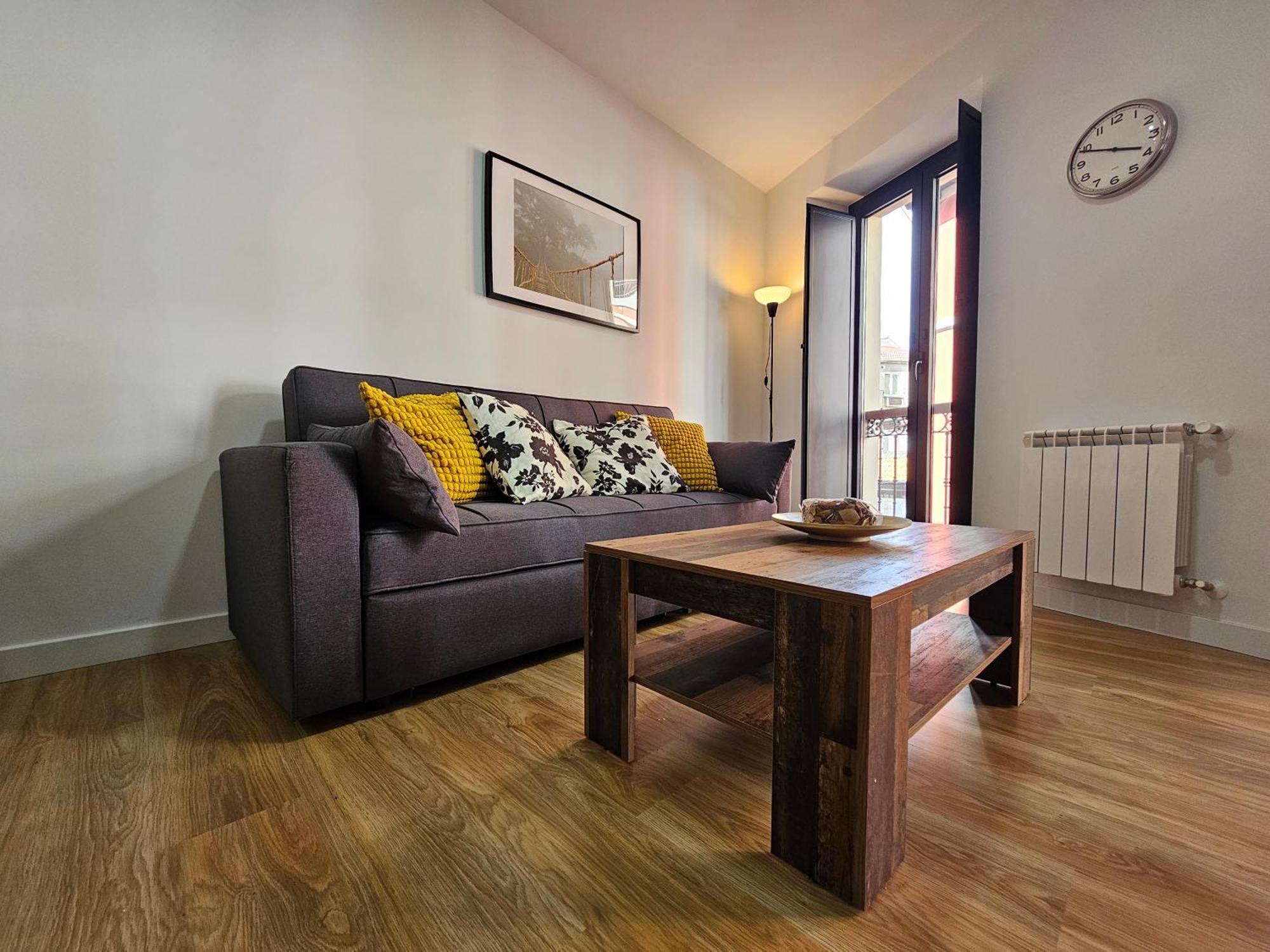 Apartamentos Aptio オビエド エクステリア 写真