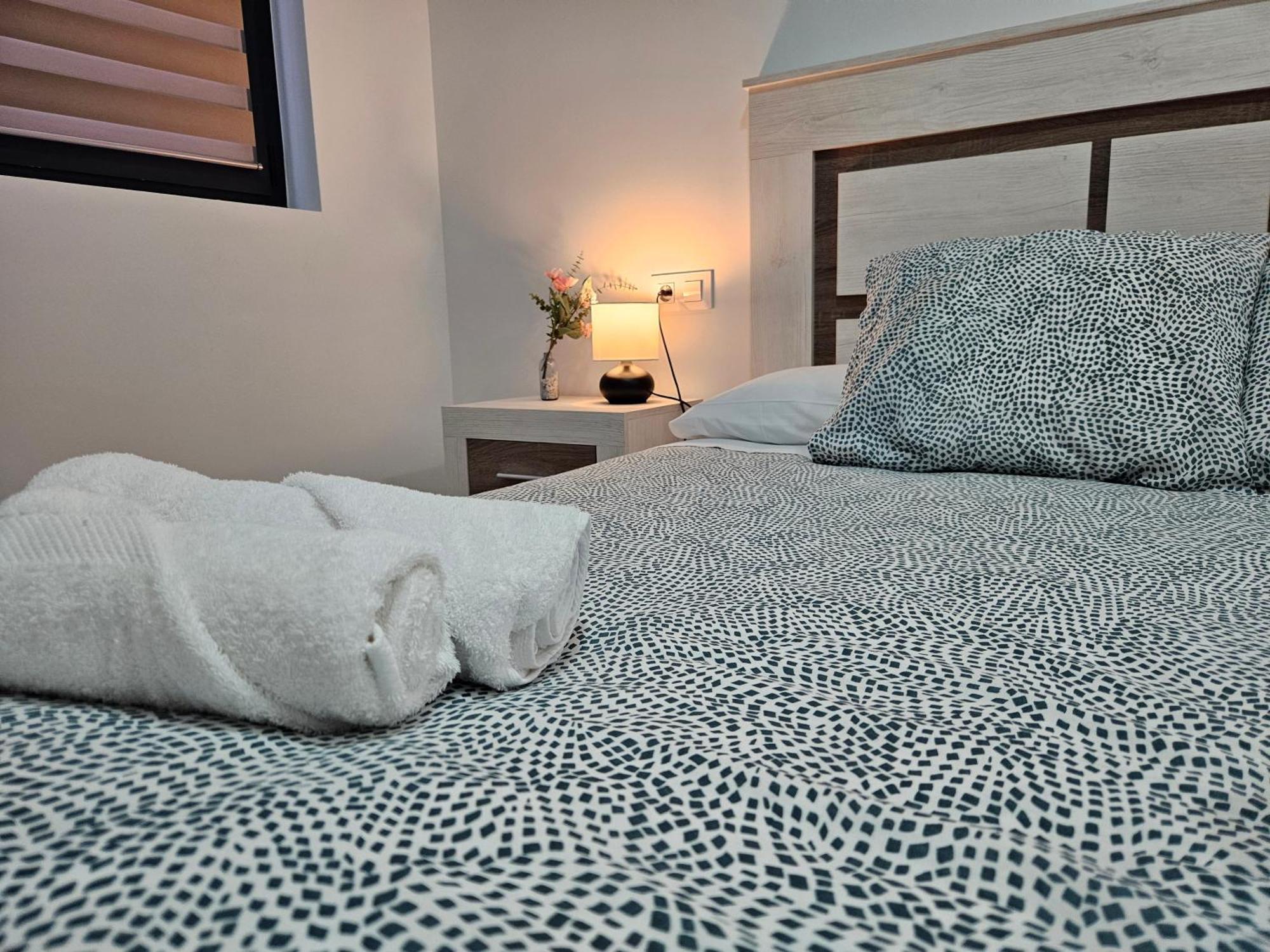 Apartamentos Aptio オビエド エクステリア 写真